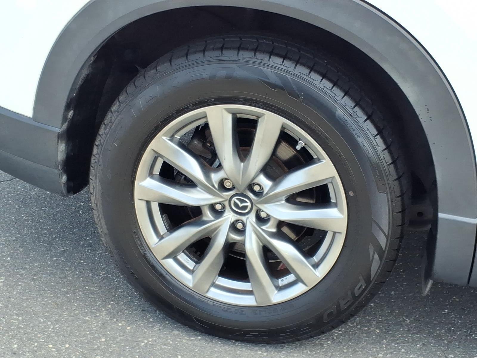Used 2019 Snowflake White Pearl Mica Mazda Touring image 13
