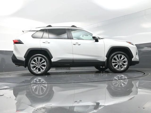 Used 2024 Beige Toyota XLE Premium image 51