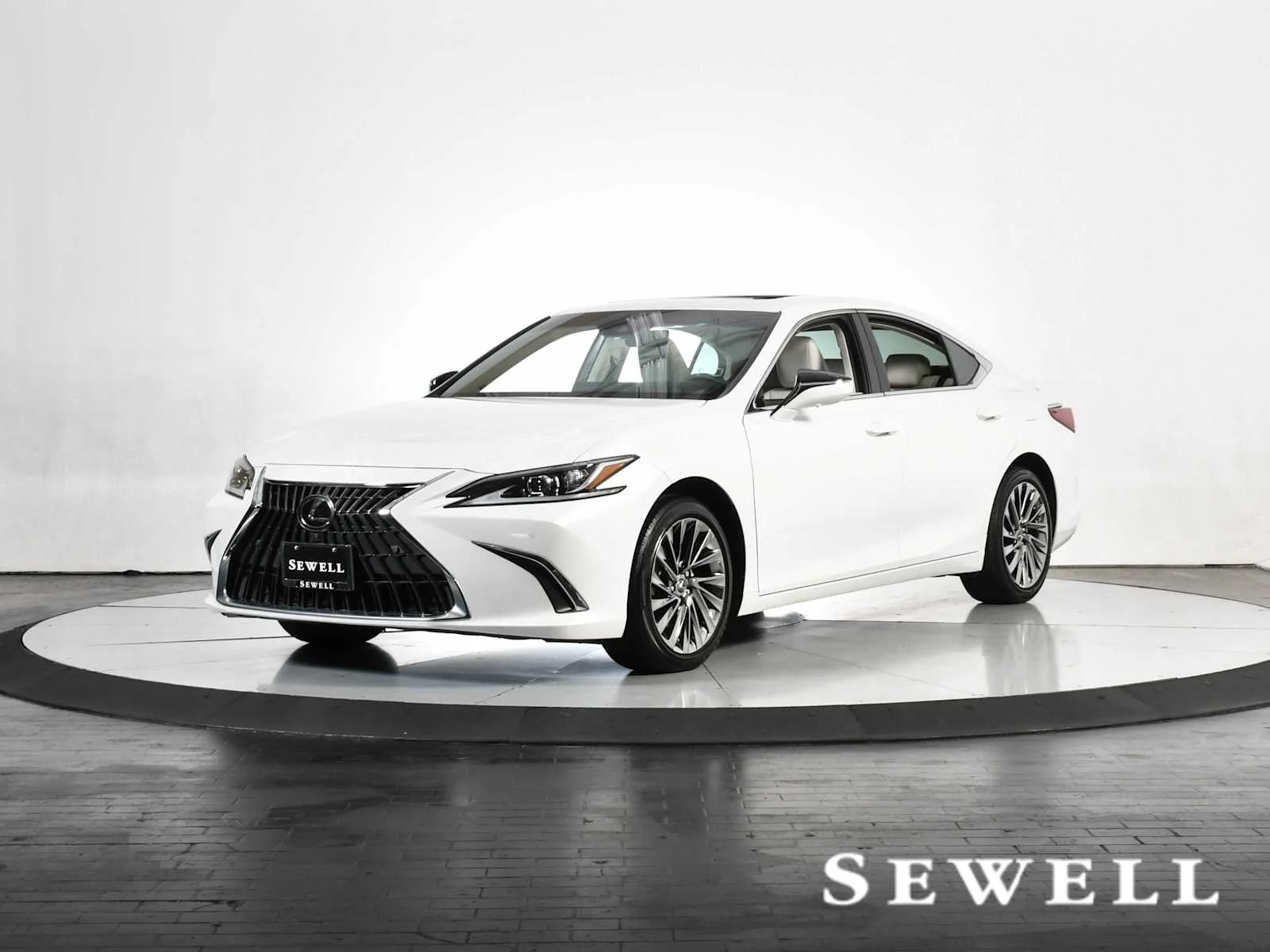 2024 Lexus ES 300h Luxury