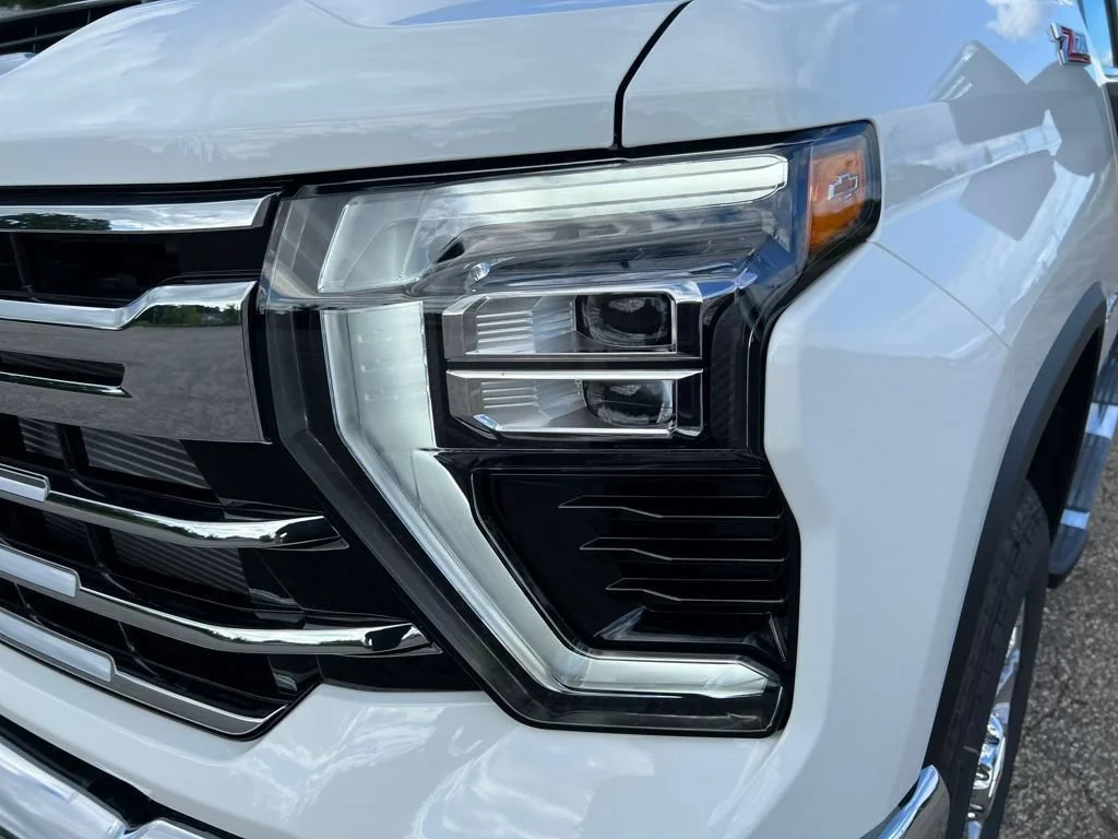 2025 Chevrolet Silverado 2500 HD LTZ - Photo 30