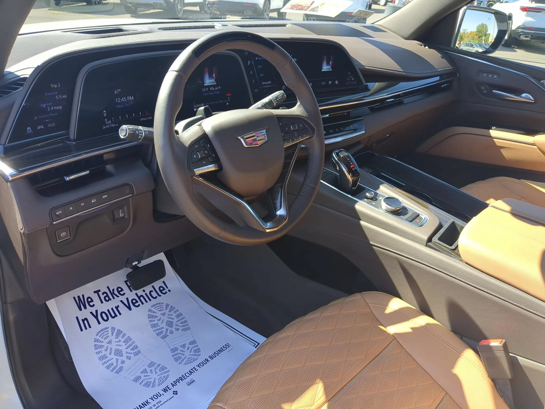2024 Cadillac Escalade Premium Luxury - Photo 9