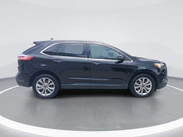 Used 2023 Black Ford Titanium image 6