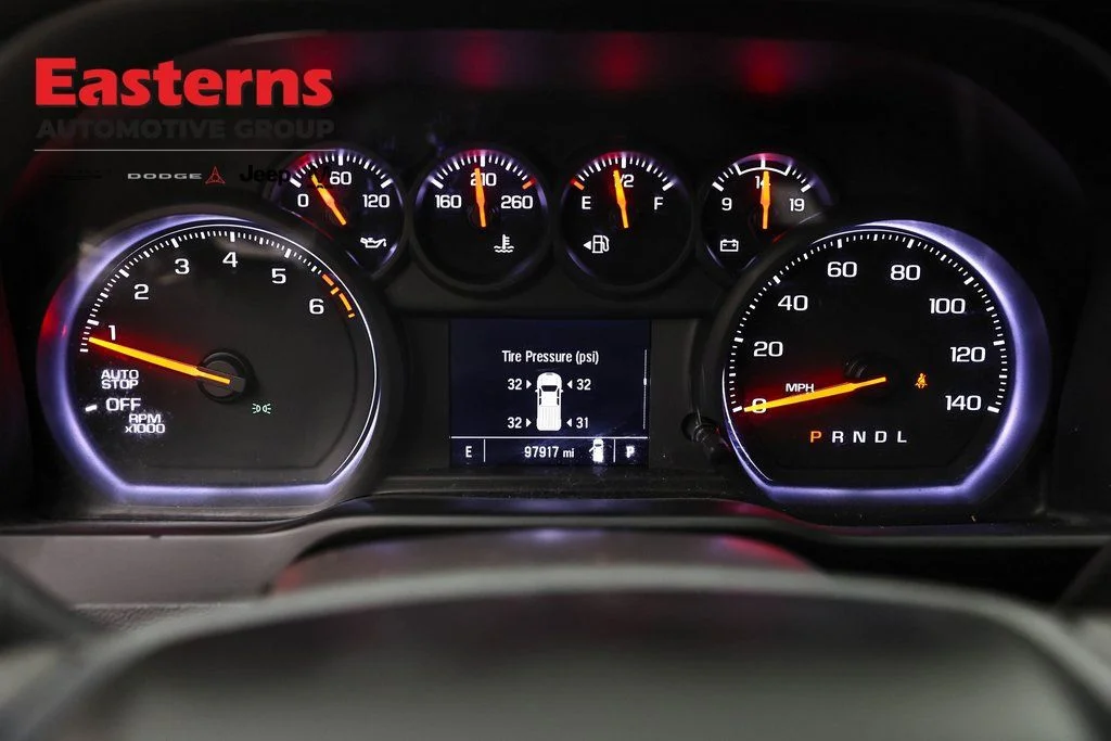 Used 2023 White Chevrolet WT image 17