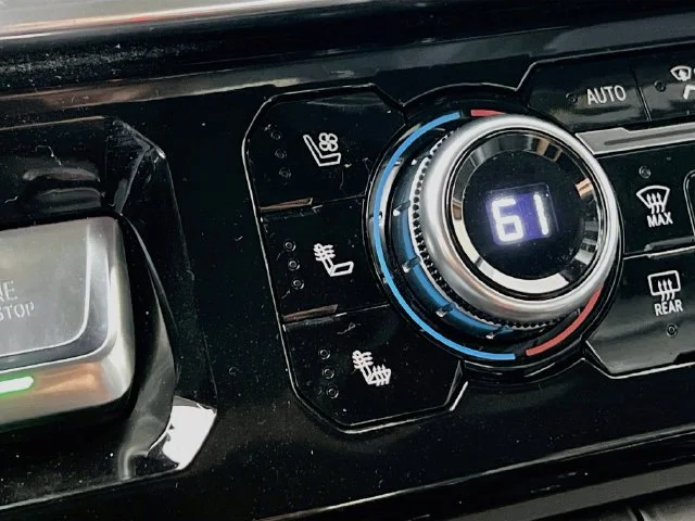 Used 2022 Red GMC Denali image 21