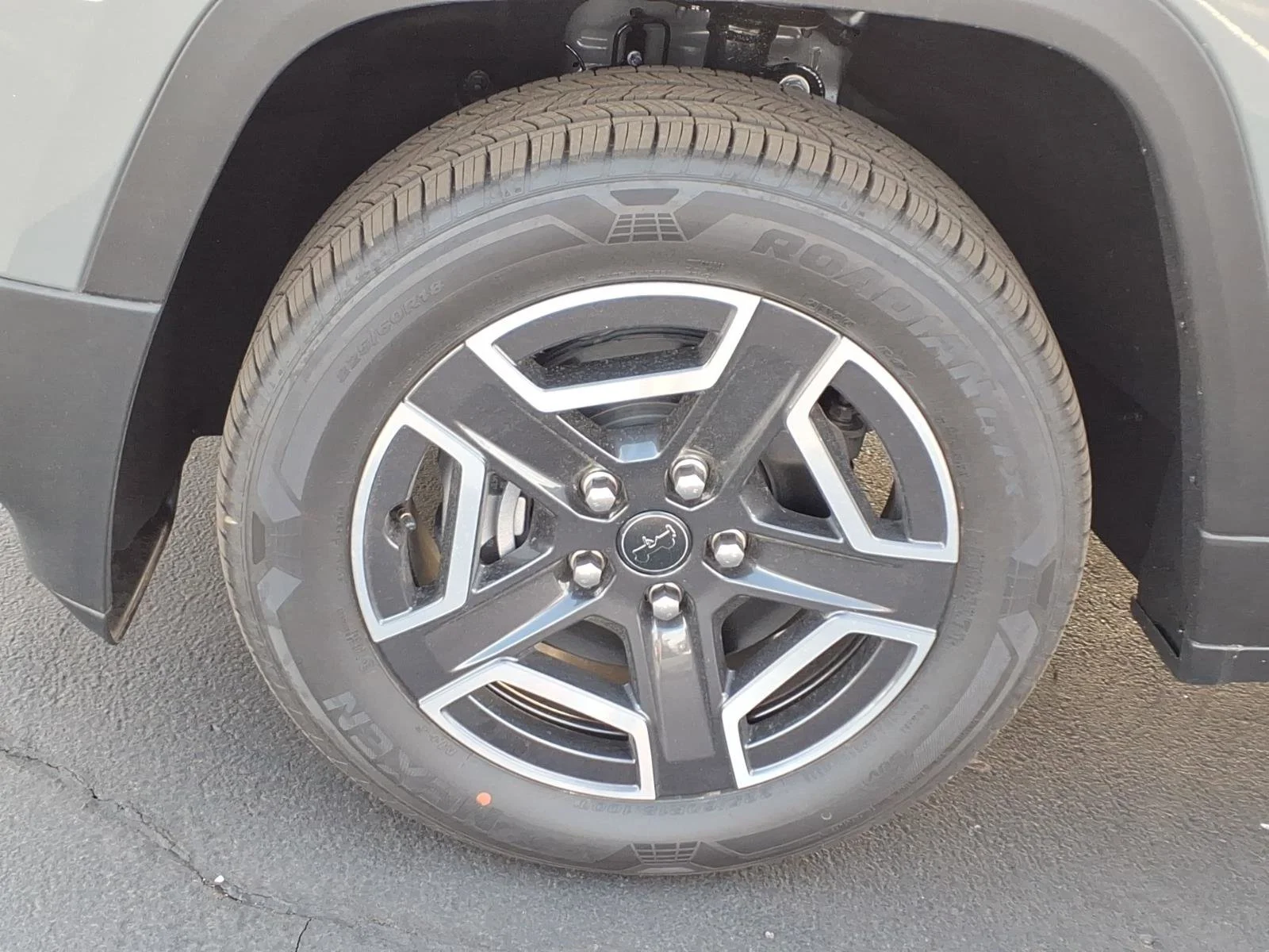 New 2026 Sting-Gray Clearcoat Jeep Laredo image 20