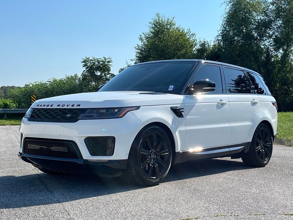 Used 2022 White Land Rover HSE Silver Edition image 3