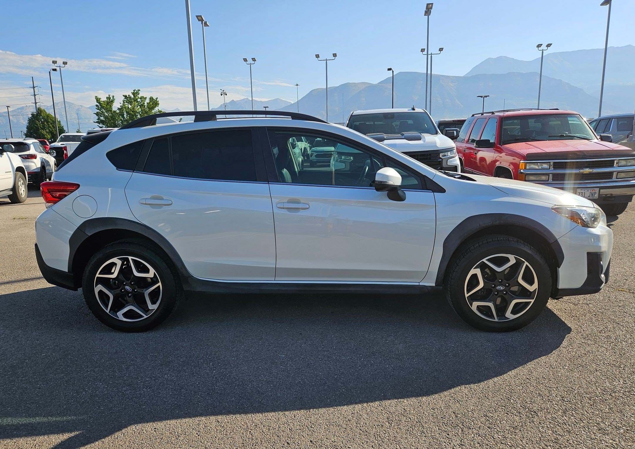 Used 2019 Crystal White Pearl Subaru Limited image 2