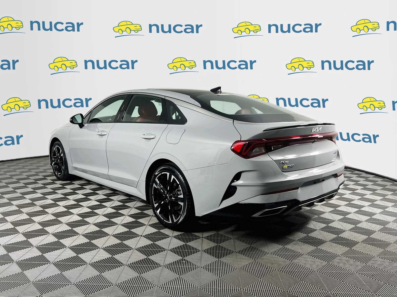 Used 2022 Wolf Gray Kia GT-Line image 5