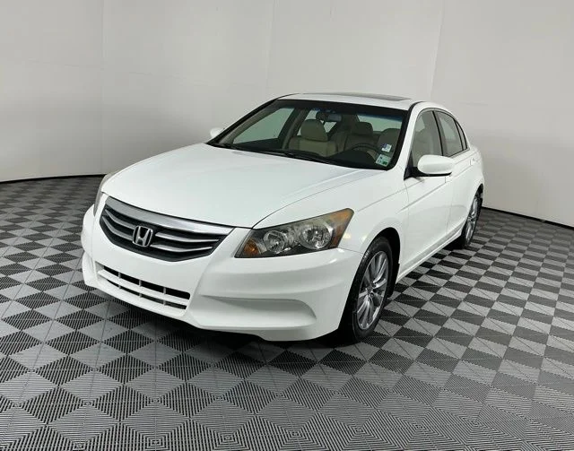 Used 2012 White Orchid Pearl Honda EX-L image 4