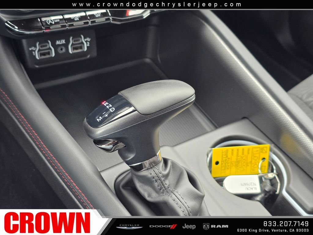 New 2026 Diamond Black Clear-Coat Exterior Paint Dodge GT image 23