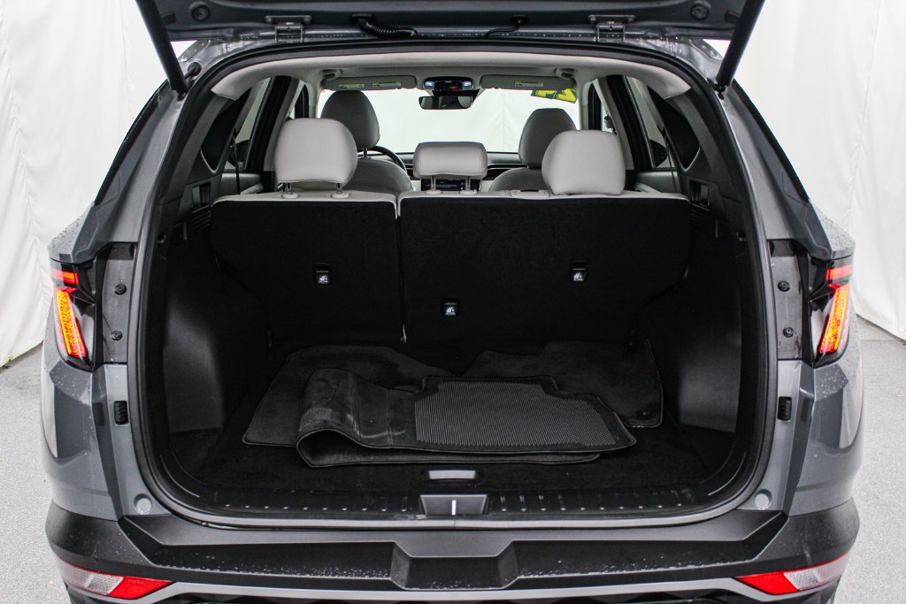 Used 2024 Gray Hyundai SEL image 10