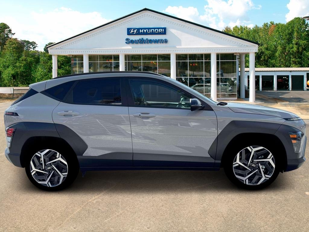 New 2026 Gray Hyundai SEL Premium FWD image 9