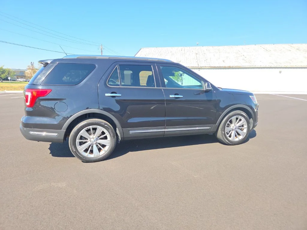 Used 2019 Black Ford Limited image 15