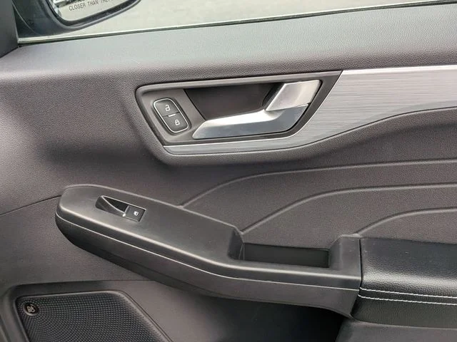 Used 2025 Blue Ford Base image 38
