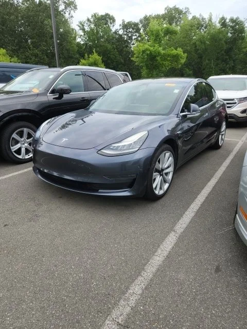 Used 2018 Gray Tesla Mid Range image 1