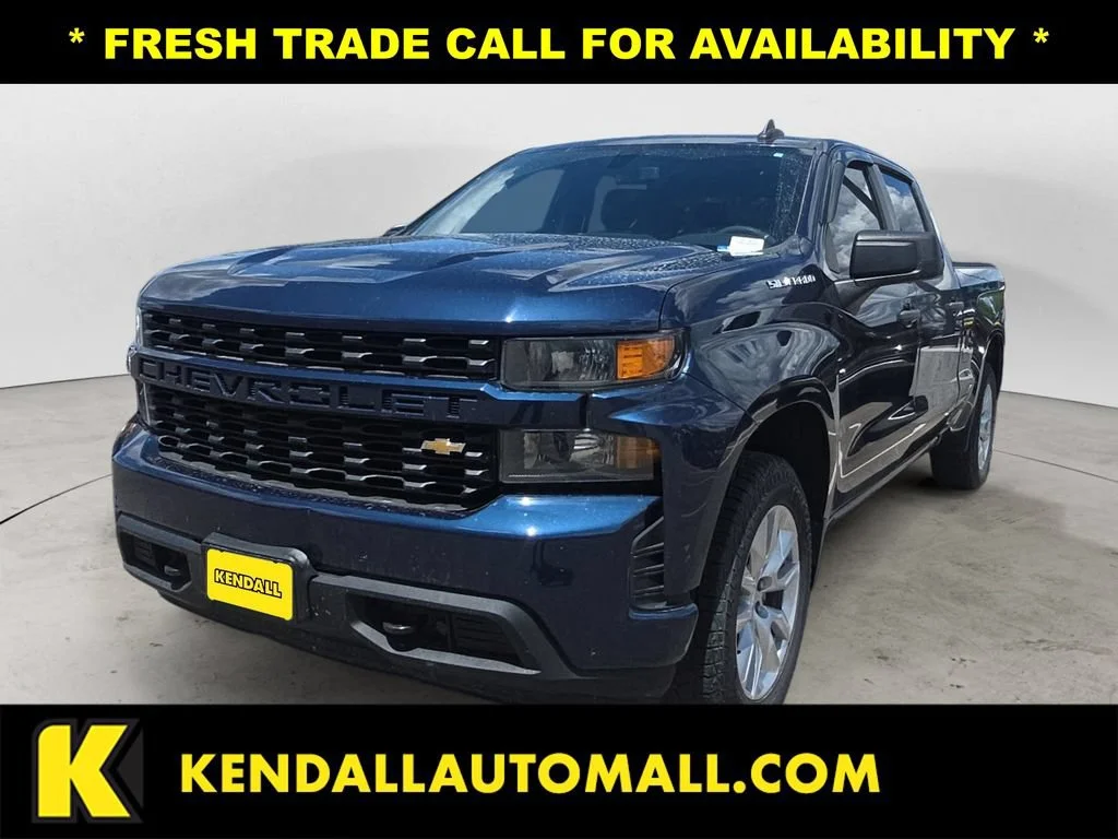 Used 2020 NORTHSKY BLUE METALLIC Chevrolet Custom image 1