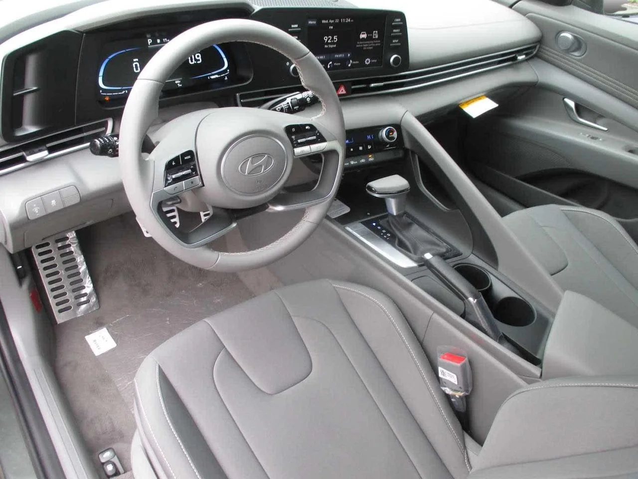 New 2026 Gray Hyundai SEL Sport image 9