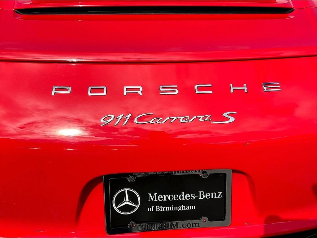 Used 2015 Guards Red Porsche Carrera S image 23