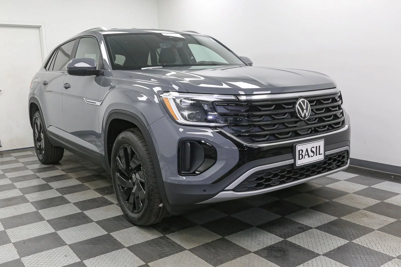 New 2026 Pure Gray Volkswagen 2.0T SE w/Technology image 2
