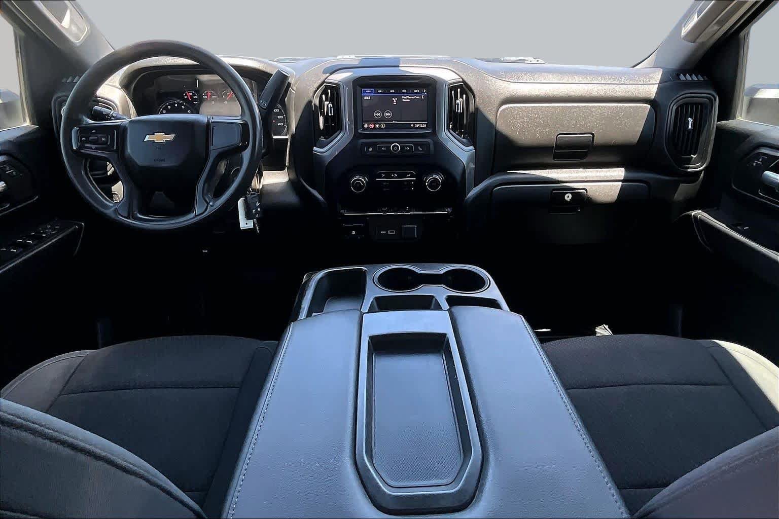 Used 2021 Summit White Chevrolet Custom image 15