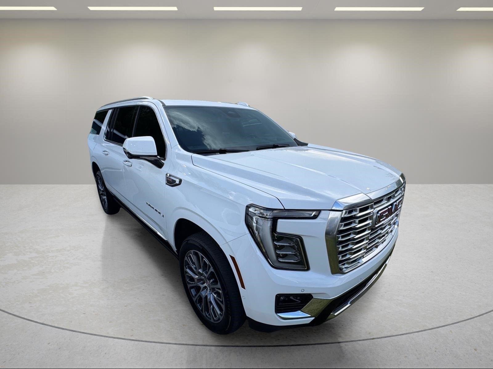 Used 2026 Summit White GMC Denali image 9