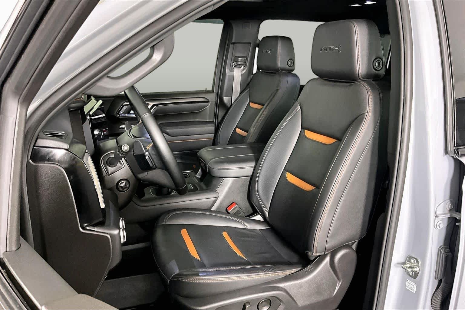 Used 2025 Thunderstorm Gray GMC AT4 image 8