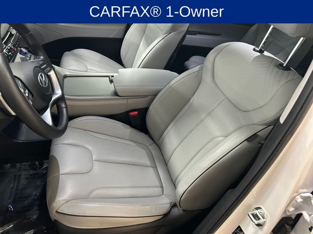 Certified Used 2025 White Hyundai SEL Premium image 10
