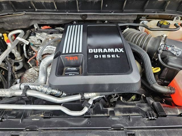 Used 2023 Red Hot Chevrolet RST image 34