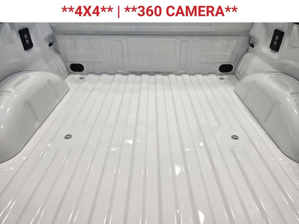 New 2026 Star White Metallic Tri-Coat Ford Platinum® image 9
