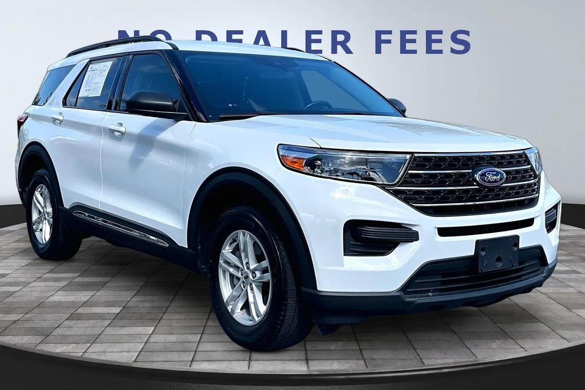 Used 2022  Ford XLT image 3