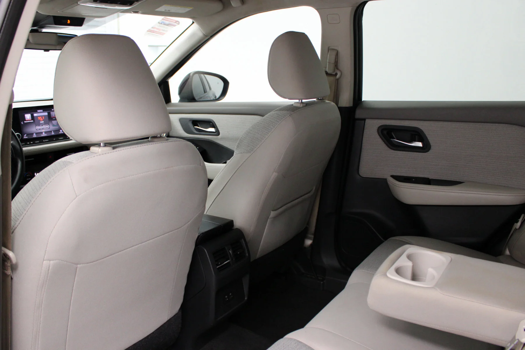 Used 2023 Super Black Nissan FWD SV image 23