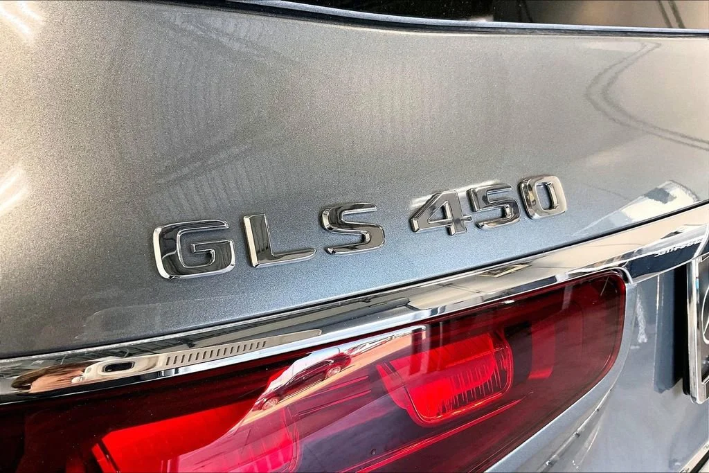 New 2026 Selenite Grey Metallic Mercedes-Benz GLS 450 image 28