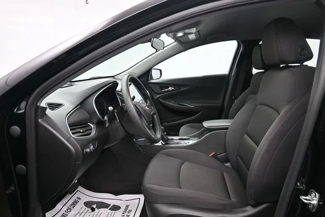 Used 2024 Mosaic Black Metallic Chevrolet 1LT image 9