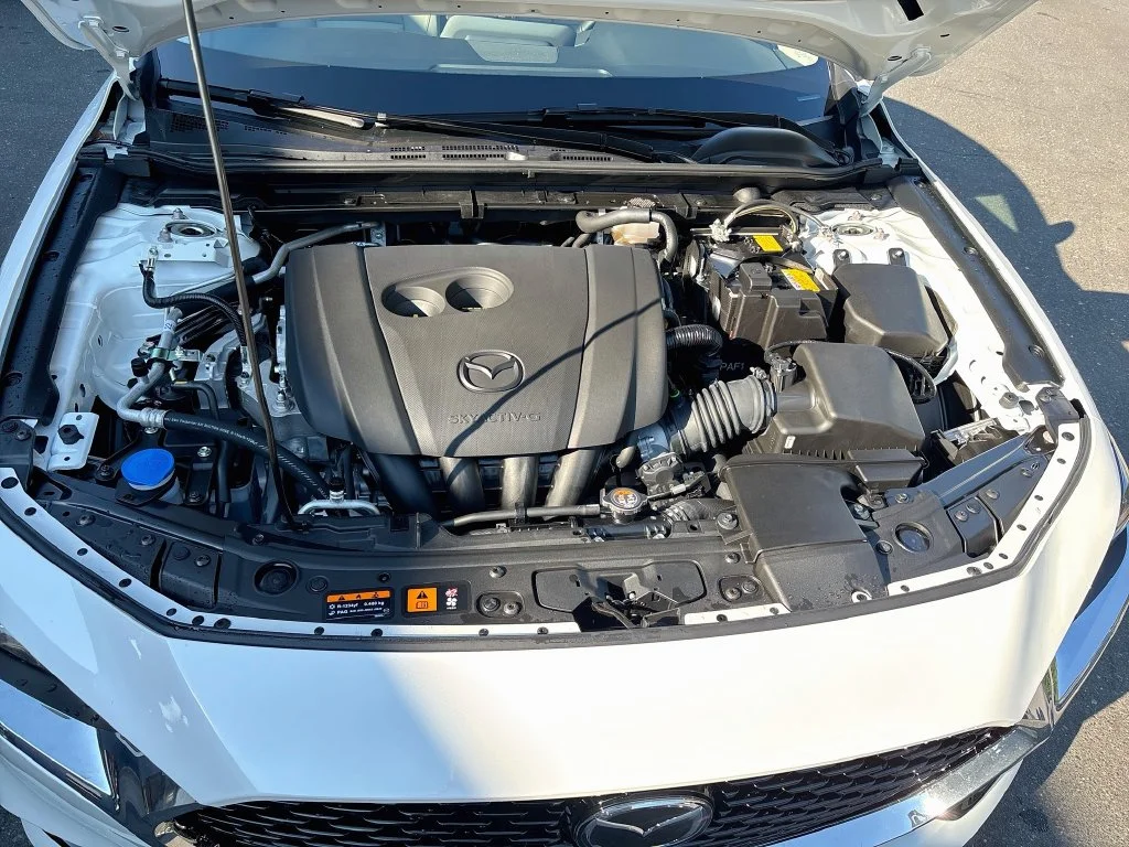 New 2026 Snowflake White Pearl Mazda 2.5 S Preferred image 30