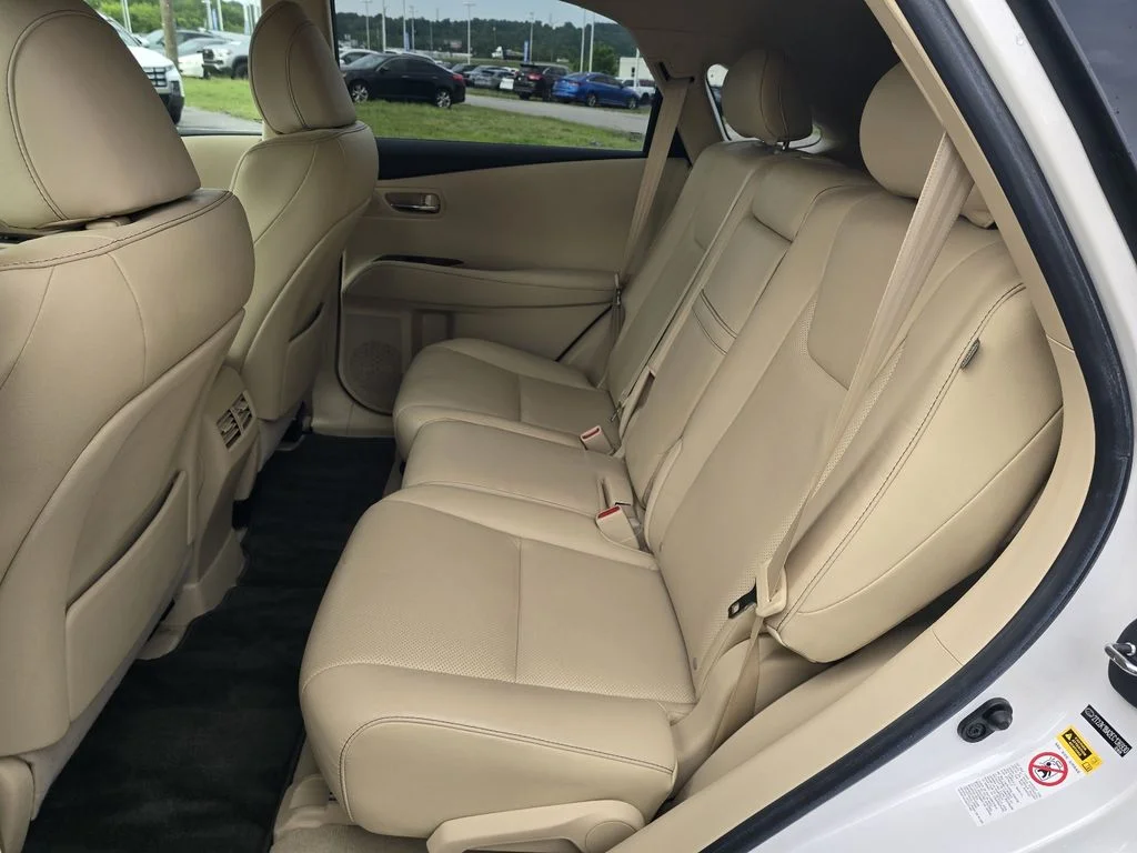 Used 2014 Starfire Pearl Lexus Base image 11