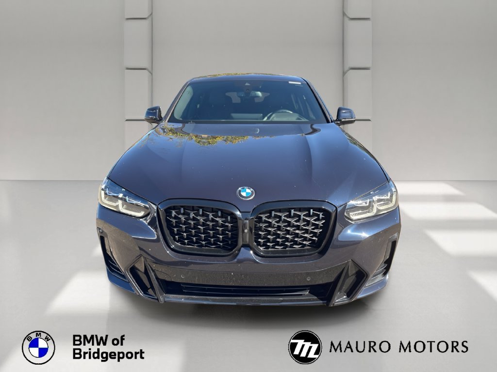 Used 2024 Black BMW xDrive30i image 9