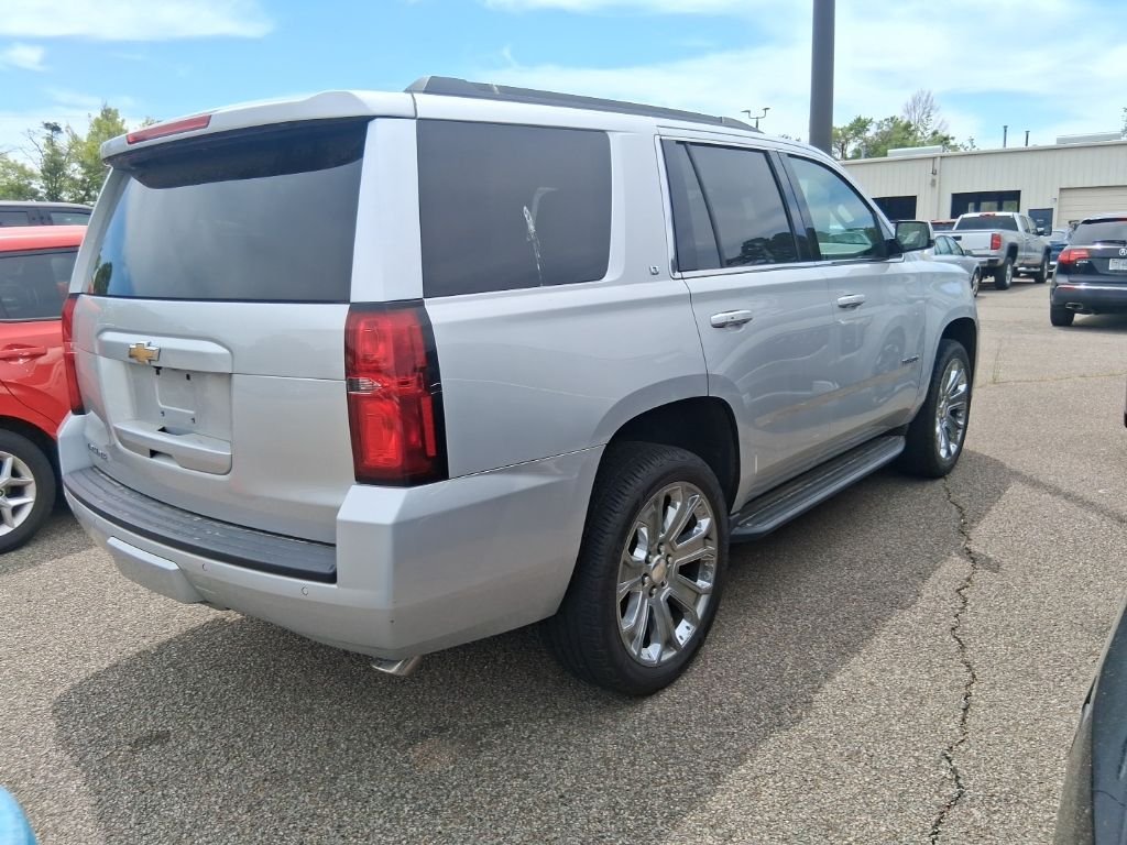 Used 2019 Silver Chevrolet LT image 5