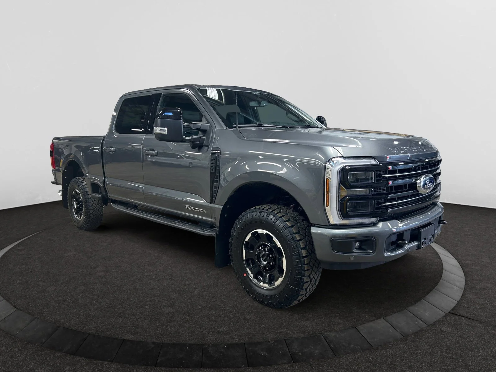 New 2026 Carbonized Grey Metallic Ford Platinum image 7