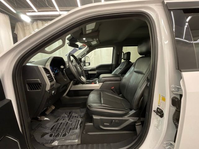 Used 2020 White Ford Lariat image 10