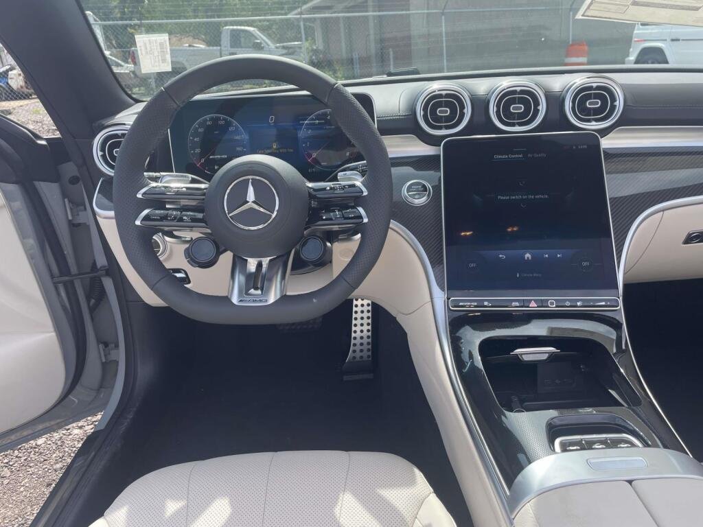 New 2027 MANUFAKTUR Alpine Grey Metallic Mercedes-Benz AMG® CLE 53 image 2