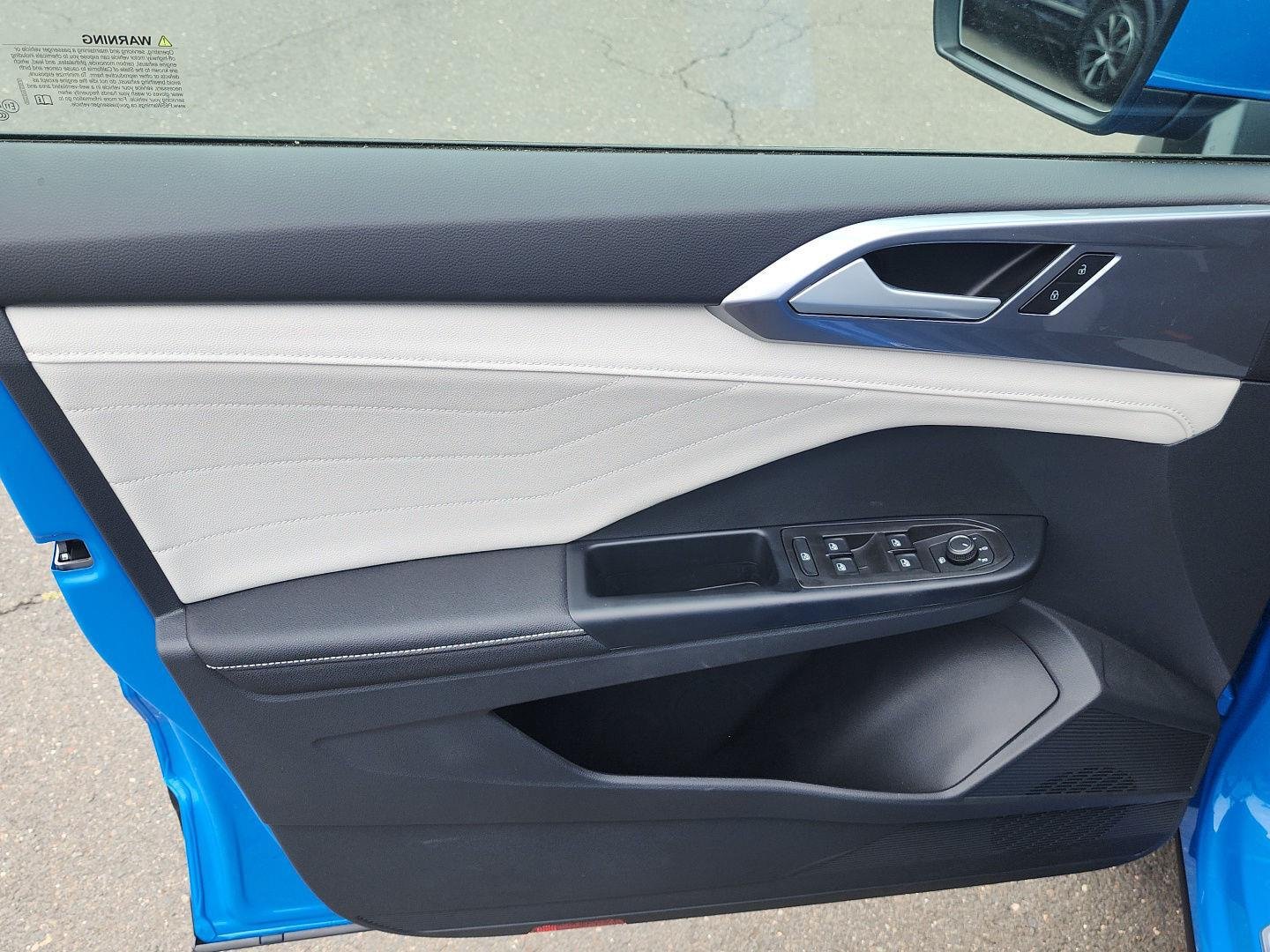 New 2026 Cornflower Blue Volkswagen SEL image 13