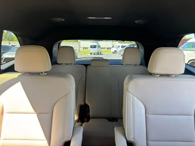 New 2026 Summit White Buick Preferred image 39