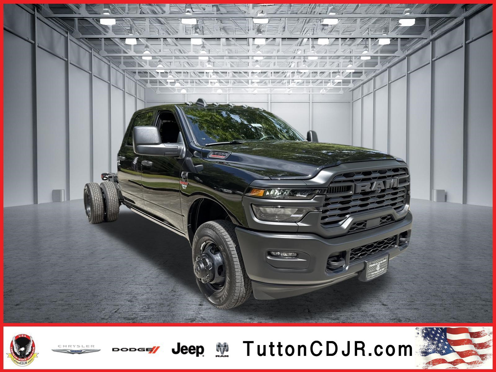 New 2026 Diamond Black Crystal Pearl-Coat Exterior Paint RAM Tradesman image 1