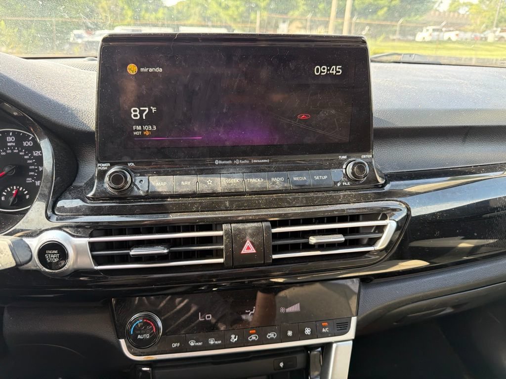 Used 2022 Gravity Gray Kia EX image 16
