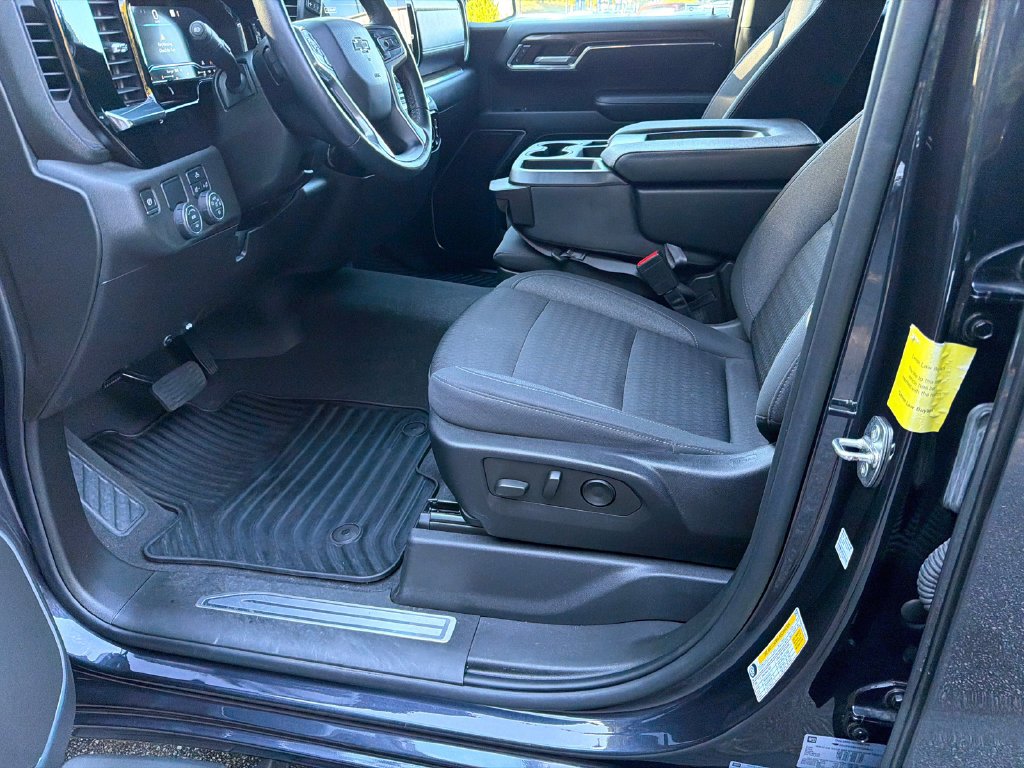 2023 Chevrolet Silverado 1500 RST - Photo 9