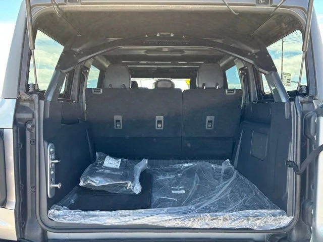 Used 2023 Silver Ford Raptor image 20