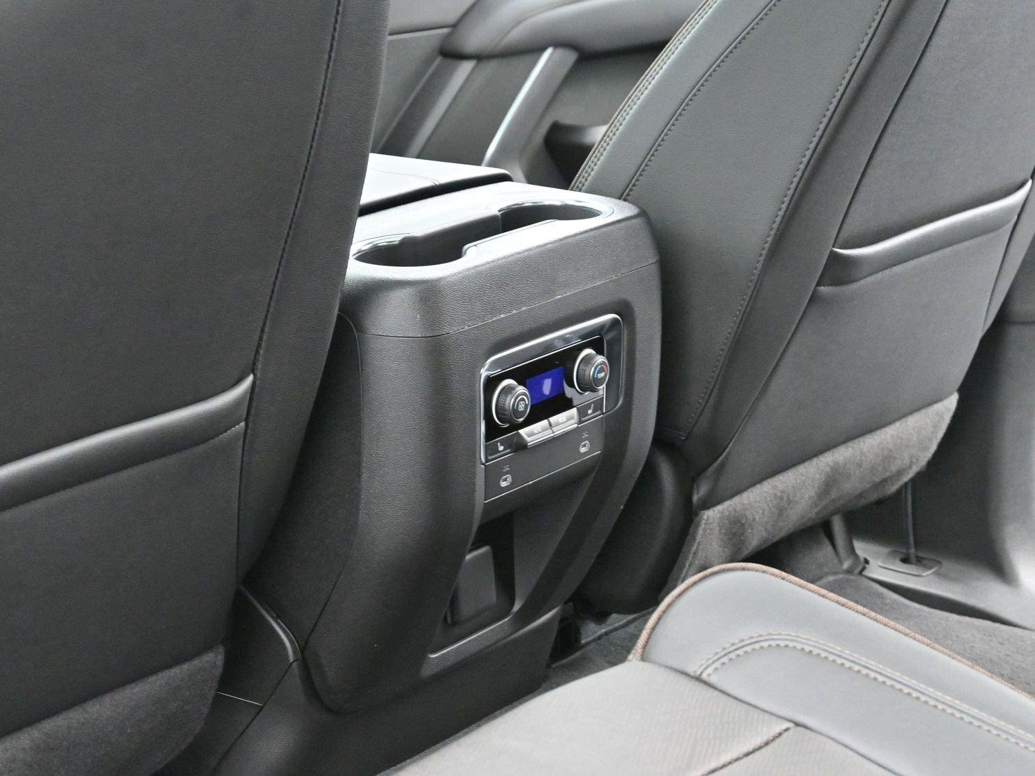 Used 2022 Black Chevrolet High Country image 34