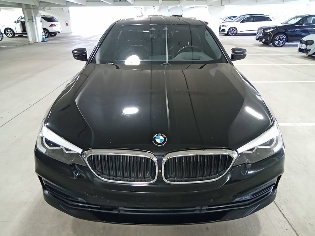 Used 2018 Black Sapphire Metallic BMW 530i image 2