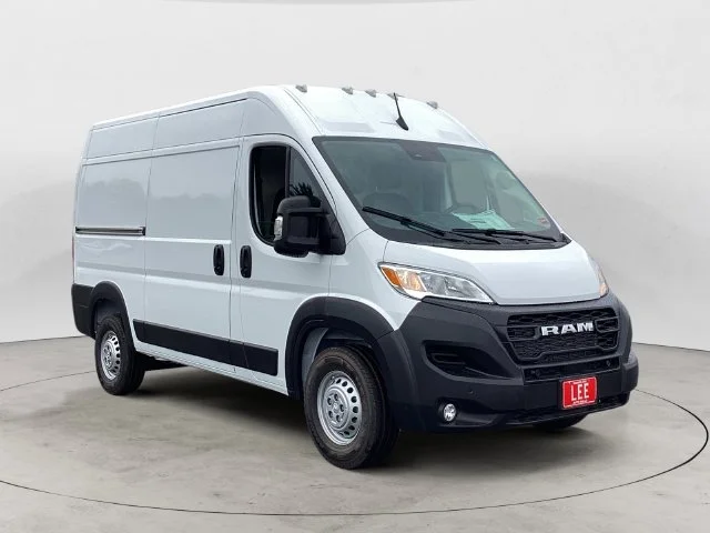 New 2026 Bright White Clearcoat Ram PROMASTER 2500 TRADESMAN CARGO VAN HIGH ROOF 136