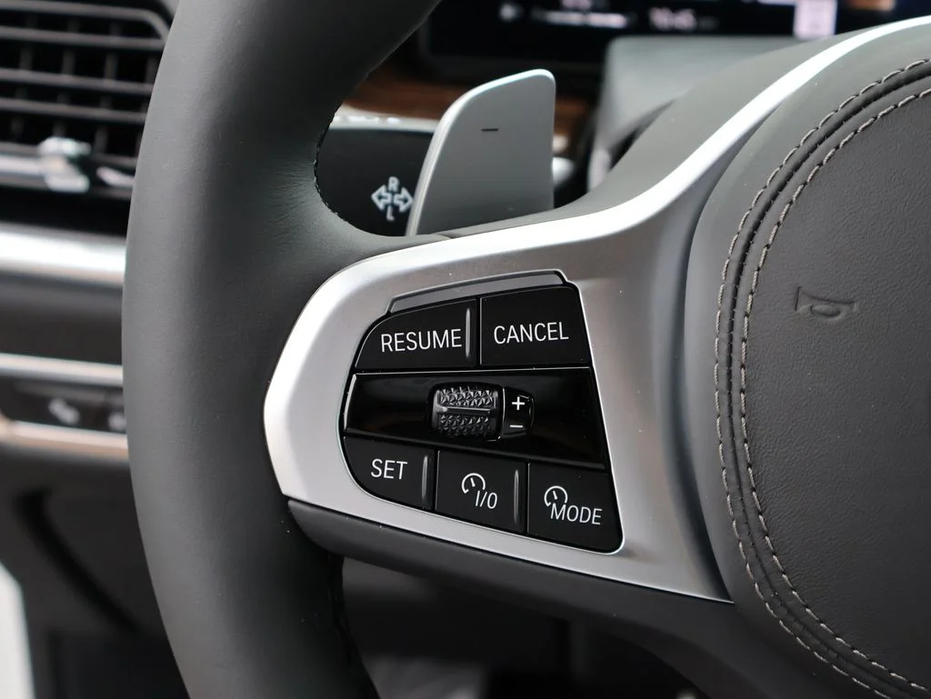 New 2027 White BMW xDrive40i image 36